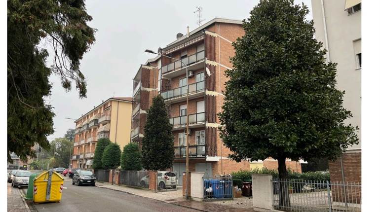 Appartamento all'asta    via Galileo Ferraris 28