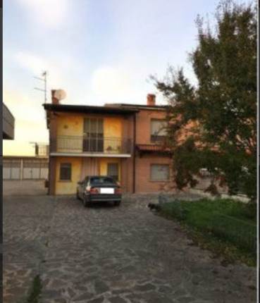 Unita immobiliari all'asta Via San Francesco 10
