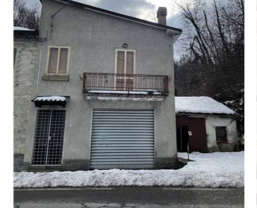 Appartamento all'asta    Via Passo Brasa n. 290