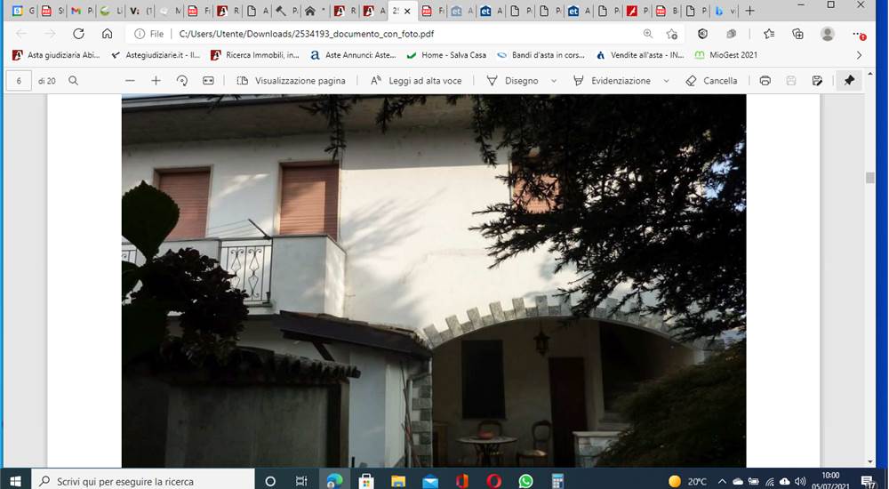 Photo 10