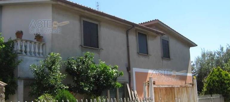 Appartamento all'asta Via Colli Albani, 2